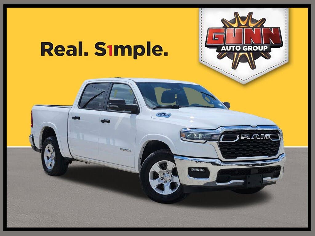 2025 RAM 1500 Big Horn Crew Cab 4WD