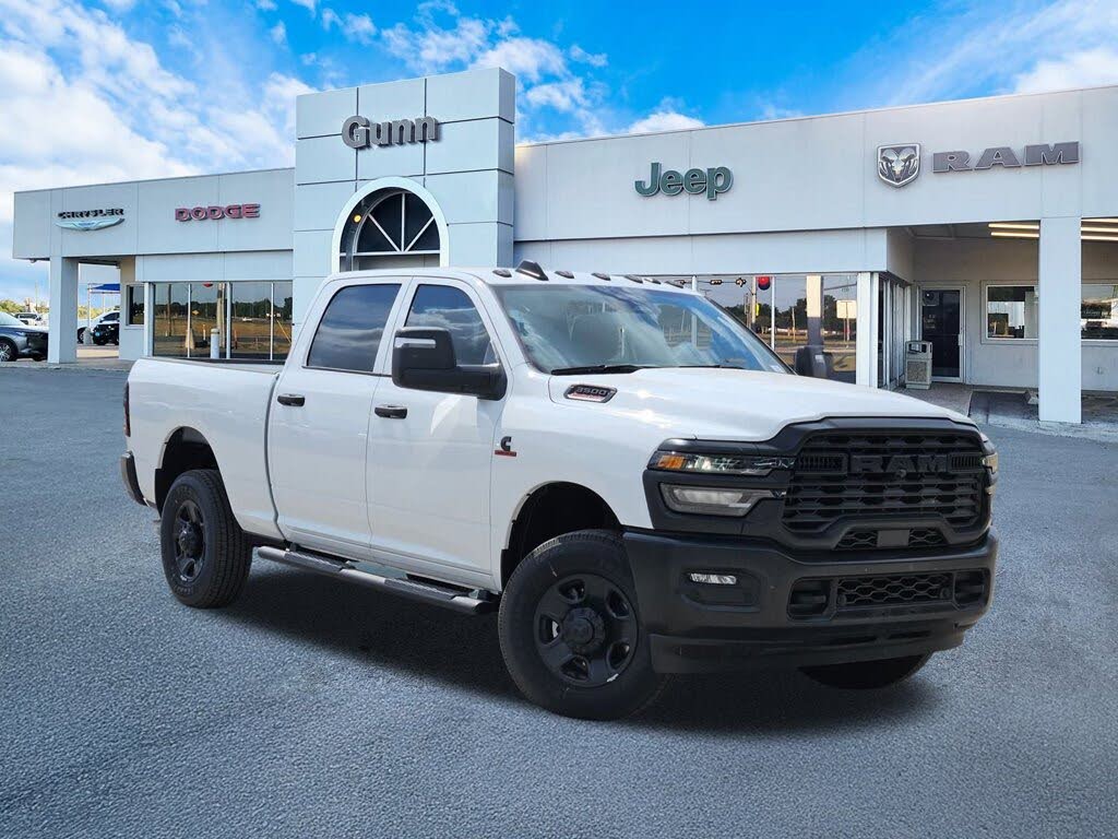 2025 RAM 3500 Tradesman Crew Cab 4WD