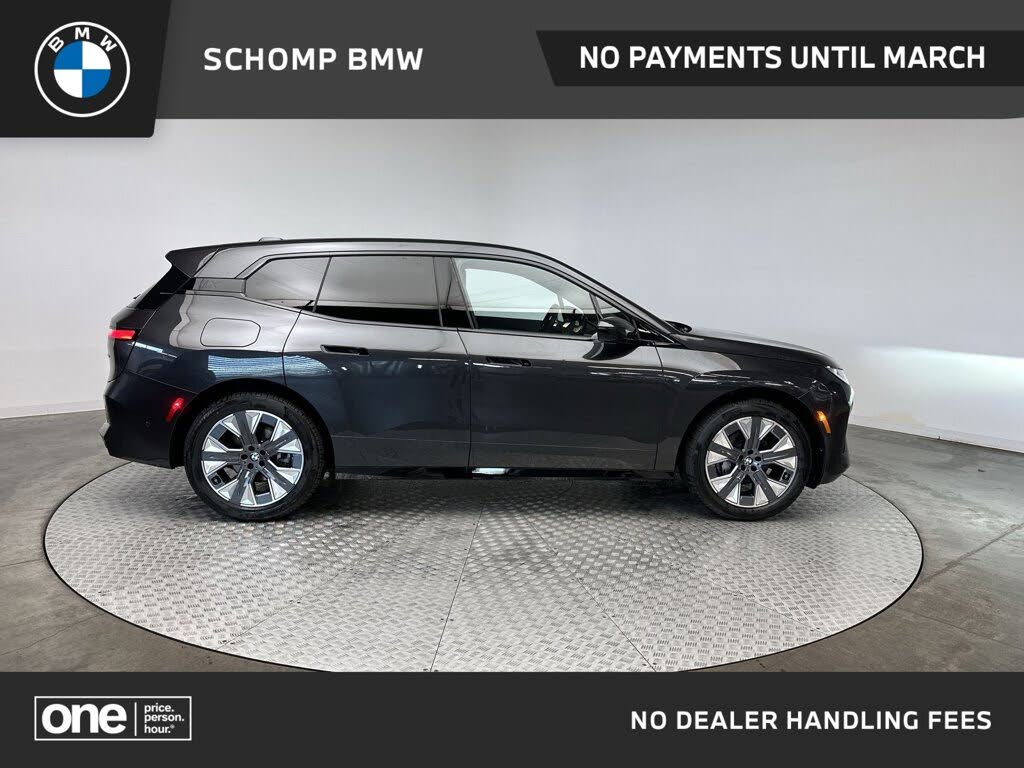 2026 BMW iX xDrive45