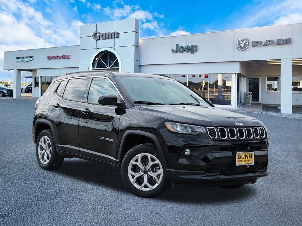 2026 Jeep Compass Latitude 4WD