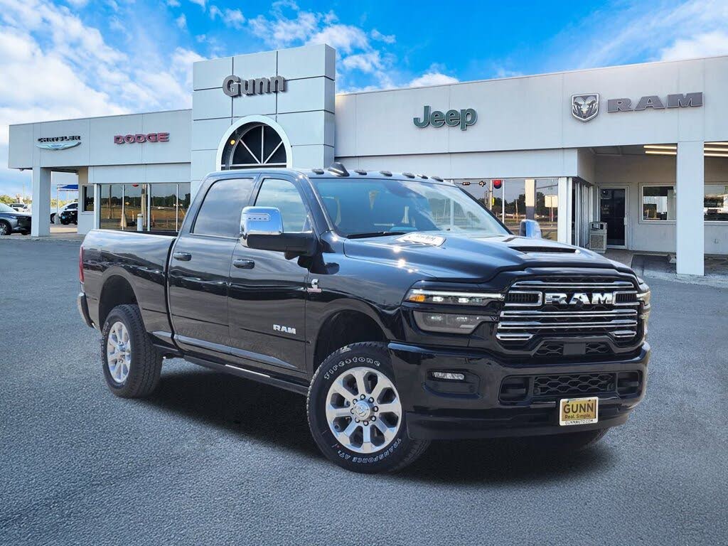 2026 RAM 2500 Laramie Crew Cab 4WD