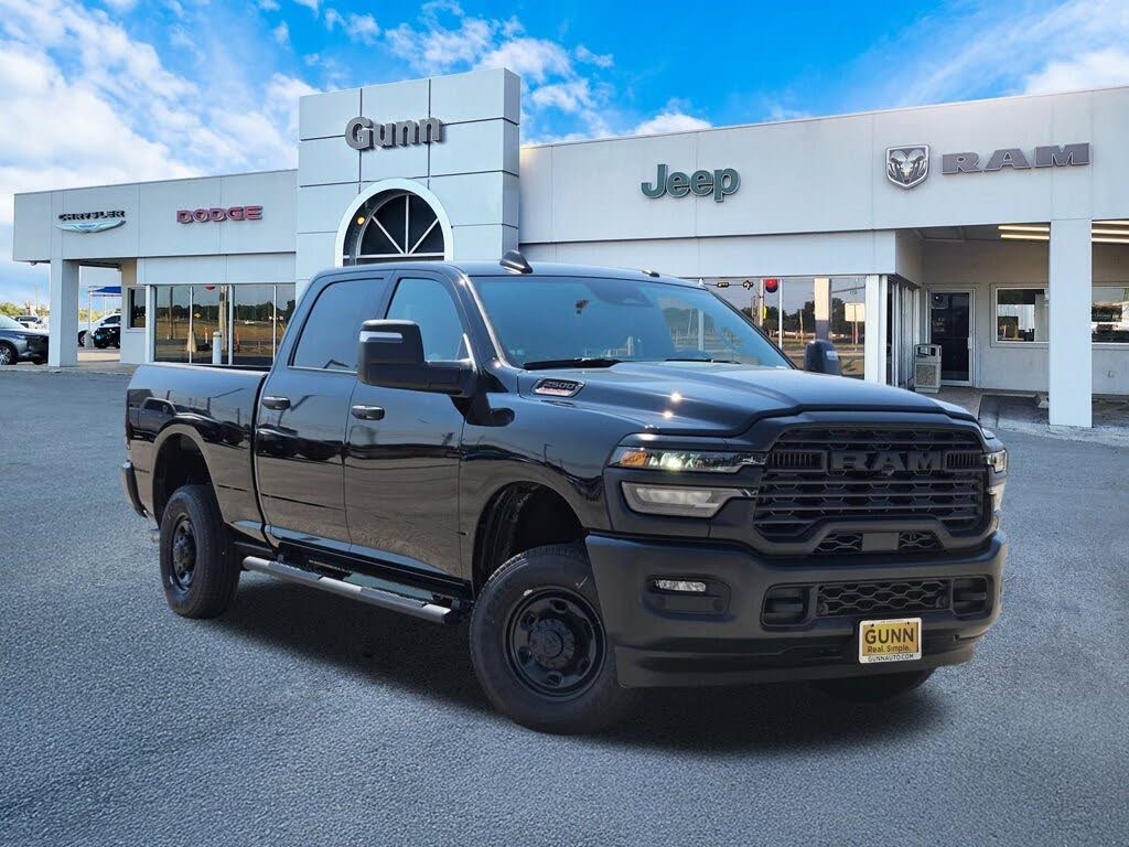 2026 RAM 2500 Tradesman Crew Cab 4WD