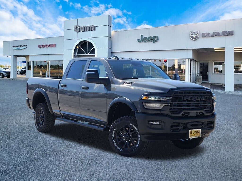 2026 RAM 2500 Tradesman Crew Cab 4WD