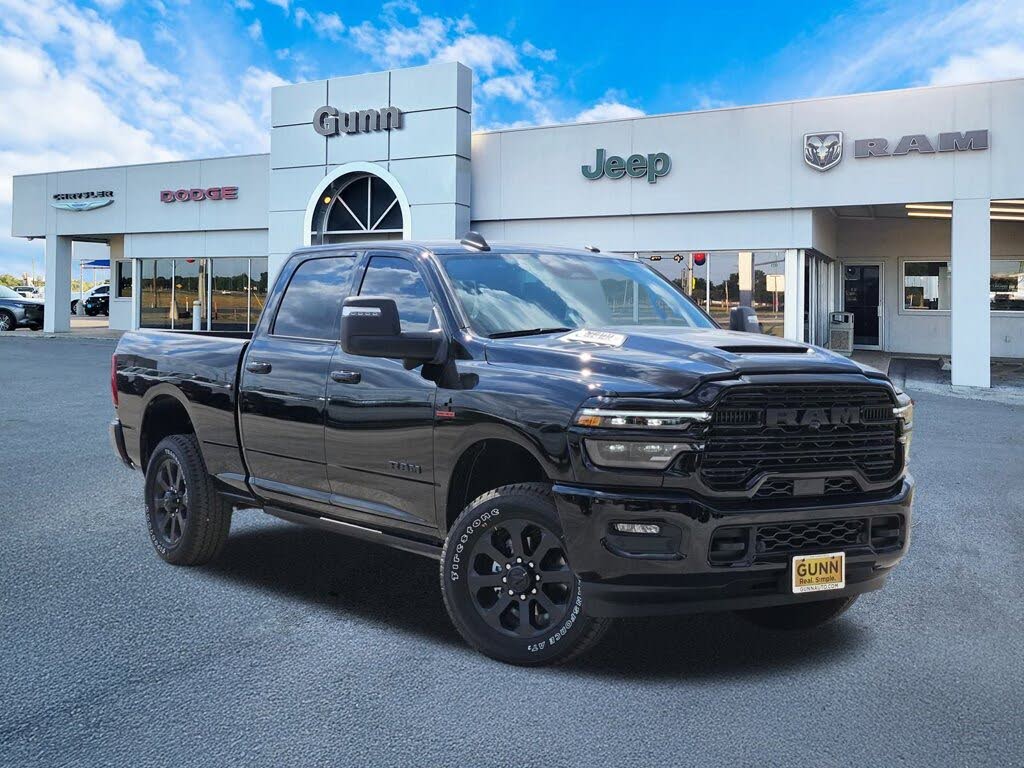 2026 RAM 2500 Laramie Crew Cab 4WD