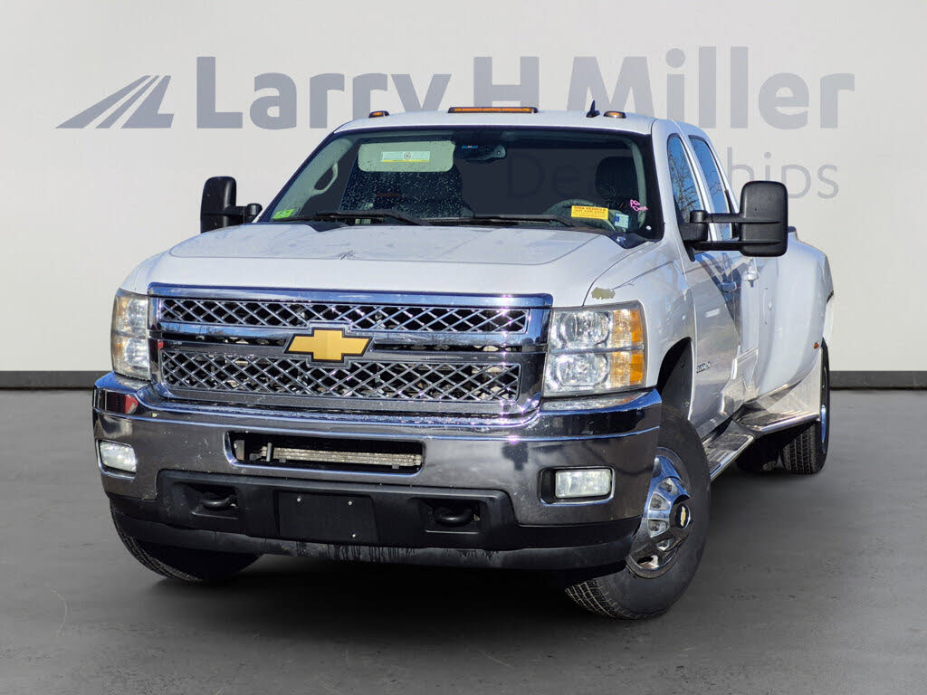 2011 Chevrolet Silverado 3500HD LTZ Crew Cab 4WD