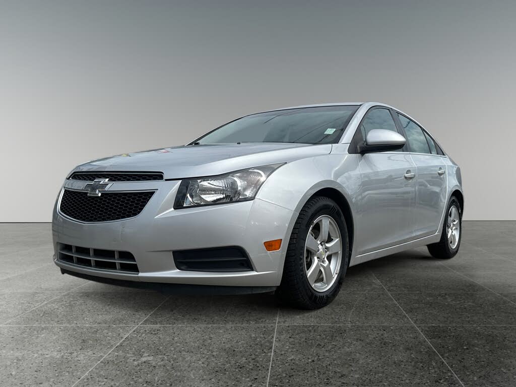 Chevrolet Cruze 2LT Sedan FWD 2014