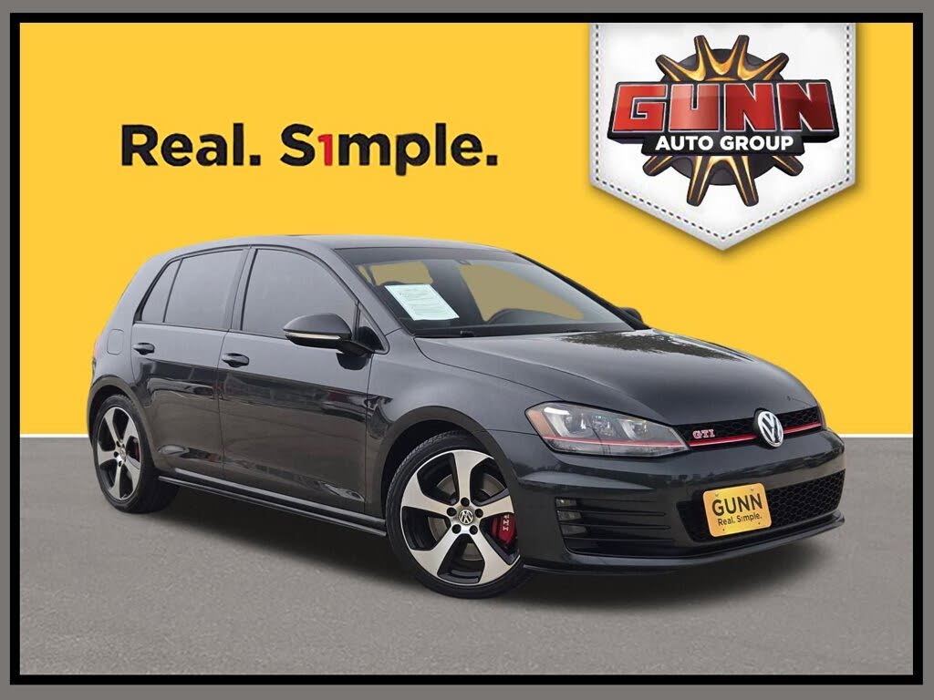 2017 Volkswagen Golf GTI 2.0T SE 4-Door FWD