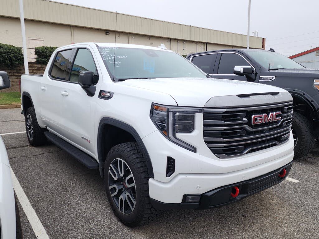 2024 GMC Sierra 1500 AT4 Crew Cab 4WD