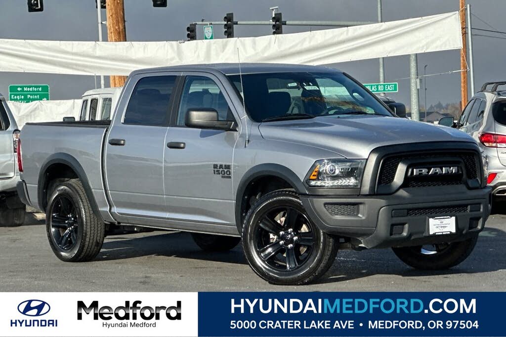 2024 RAM 1500 Classic Warlock Crew Cab 4WD