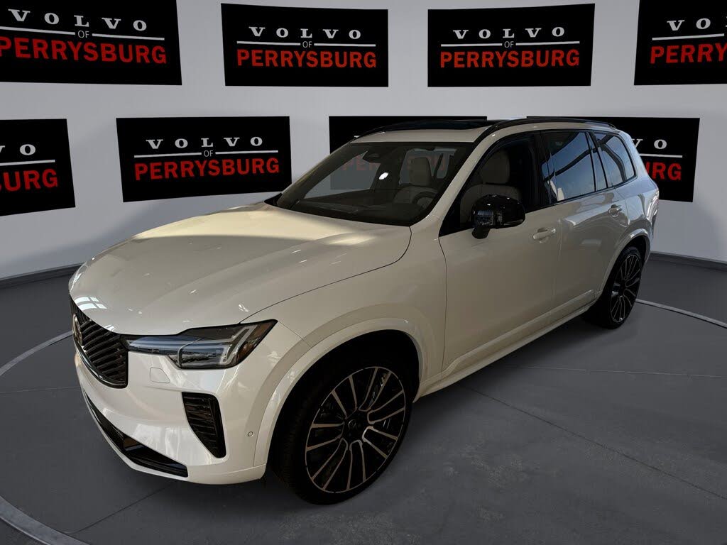 2026 Volvo XC90 B6 Ultra Dark 6-Passenger AWD