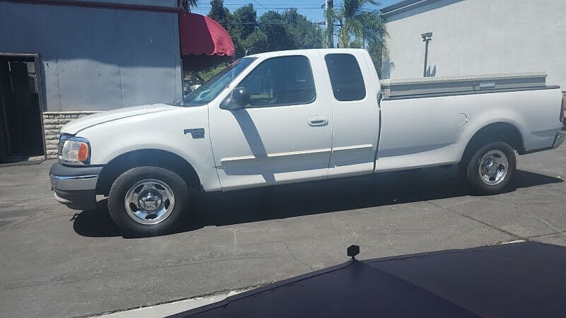 2003 Ford F-150 XL Extended Cab SB
