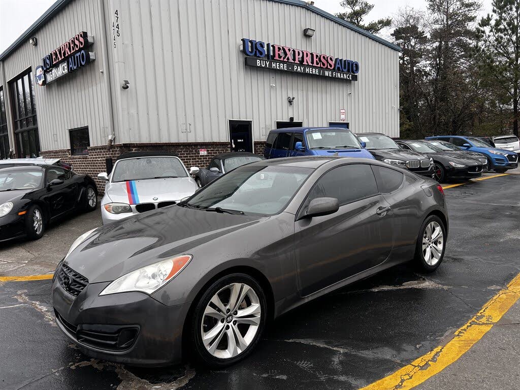 2012 Hyundai Genesis Coupe 2.0T RWD