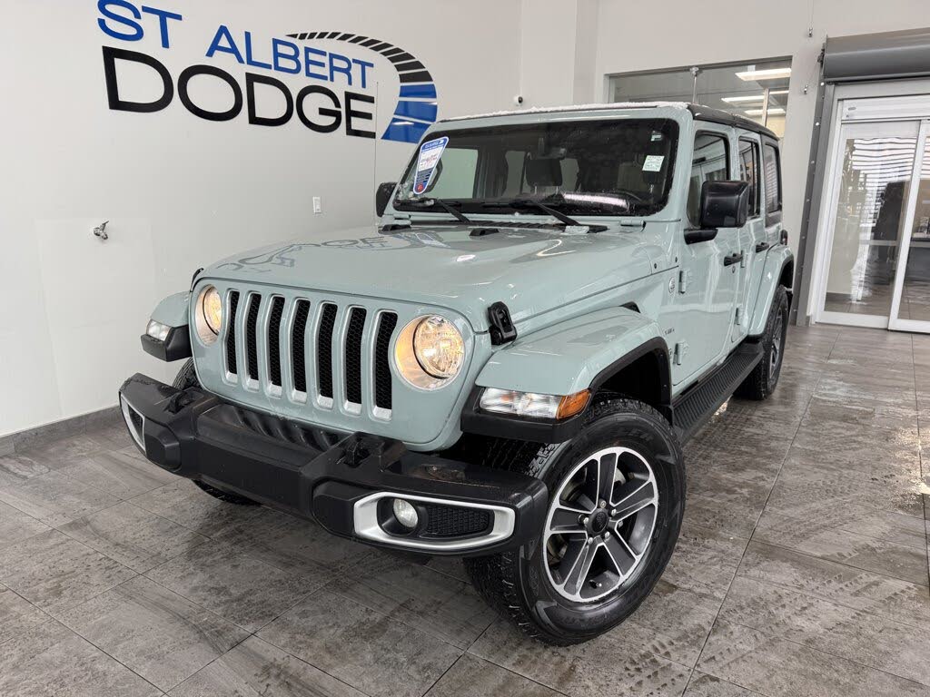 Jeep Wrangler Sahara 4-Door 4WD 2023