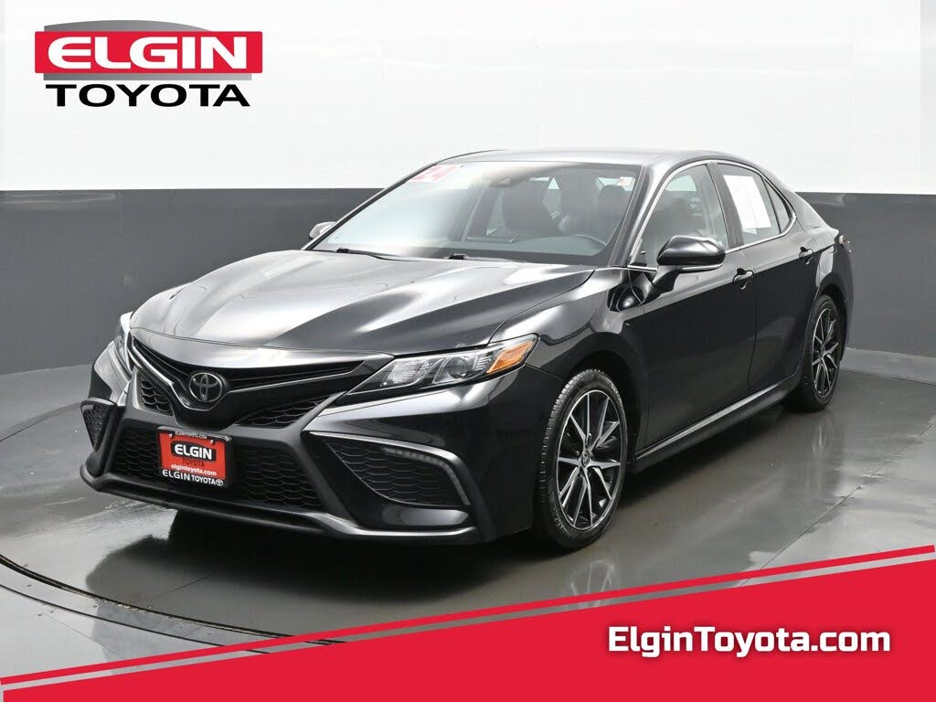 2024 Toyota Camry SE FWD