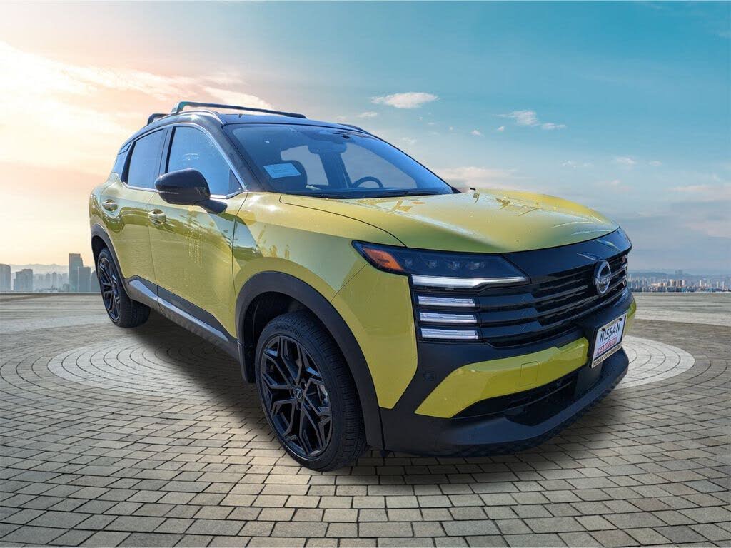 2026 Nissan Kicks SR FWD