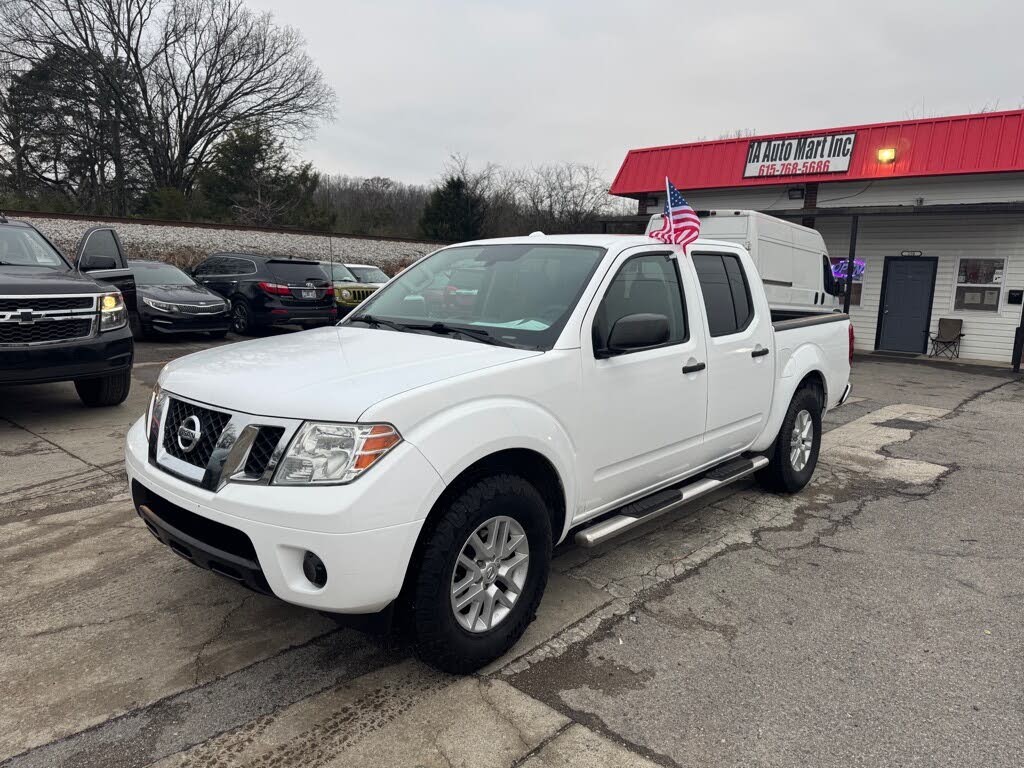 2018 Nissan Frontier SV V6 Crew Cab
