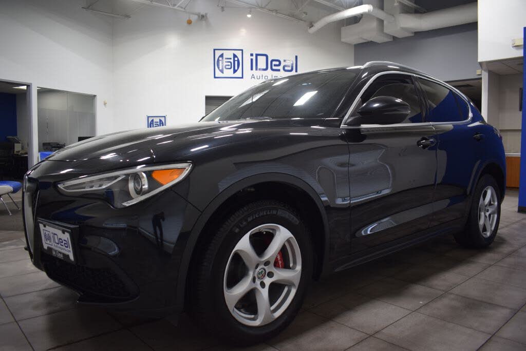 2019 Alfa Romeo Stelvio Sport AWD