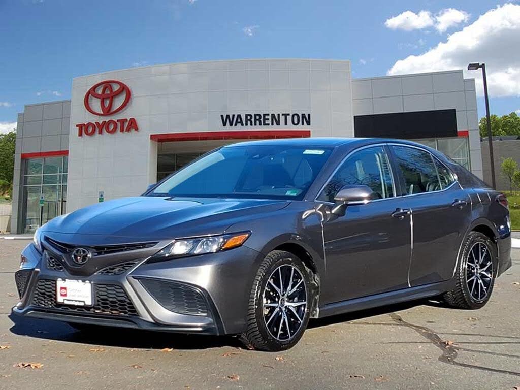 2021 Toyota Camry SE FWD