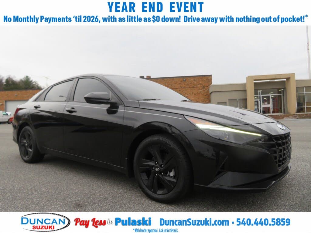 2022 Hyundai Elantra SEL FWD