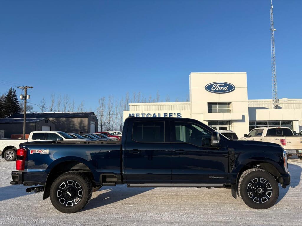 2025 Ford F-350 Super Duty Platinum Crew Cab 4WD