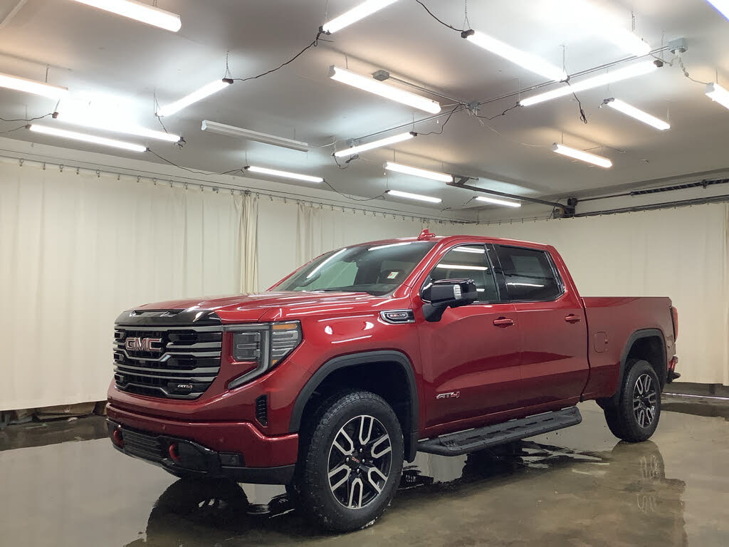 2026 GMC Sierra 1500 AT4 Crew Cab 4WD