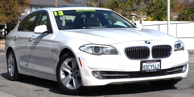 2013 BMW 5 Series 528i Sedan RWD