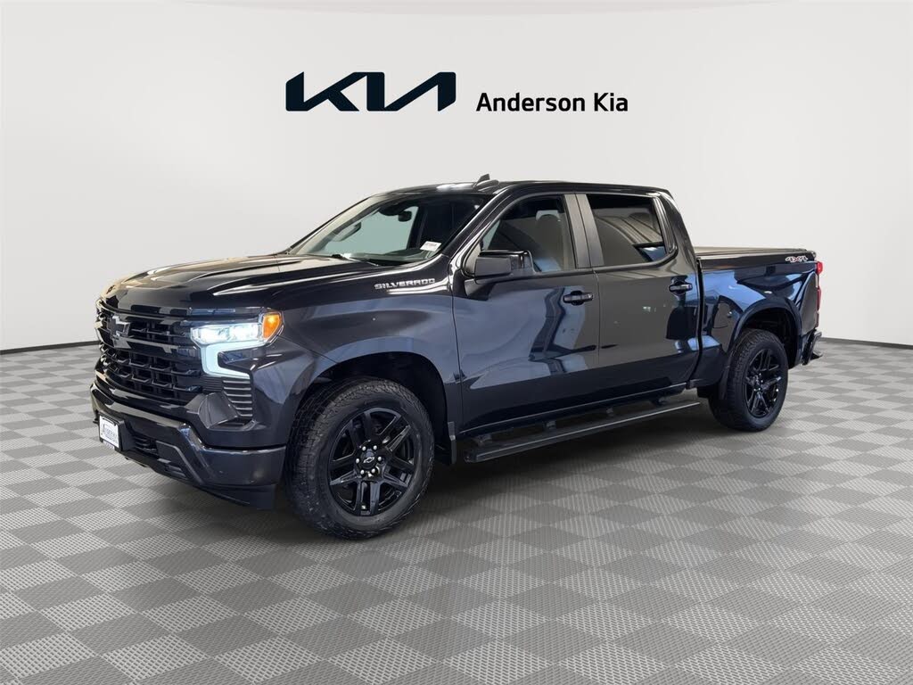 2022 Chevrolet Silverado 1500 RST Crew Cab 4WD