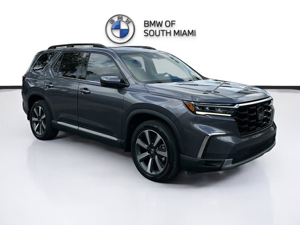 2023 Honda Pilot Touring AWD