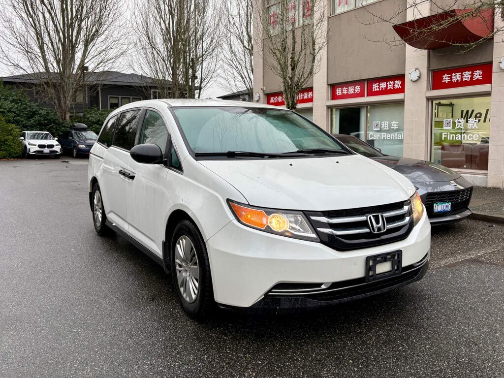 2015 Honda Odyssey LX FWD