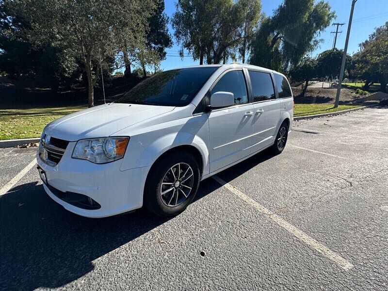 2017 Dodge Grand Caravan SXT FWD