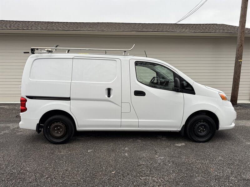 2021 Nissan NV200 S FWD