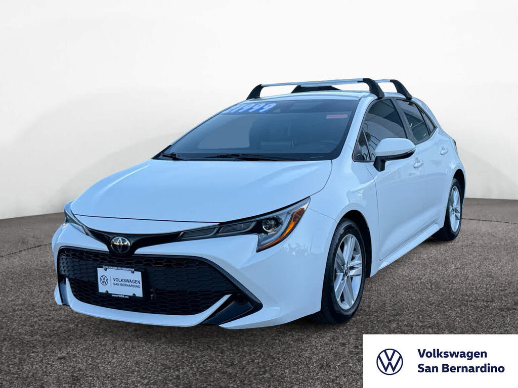 2022 Toyota Corolla Hatchback SE FWD