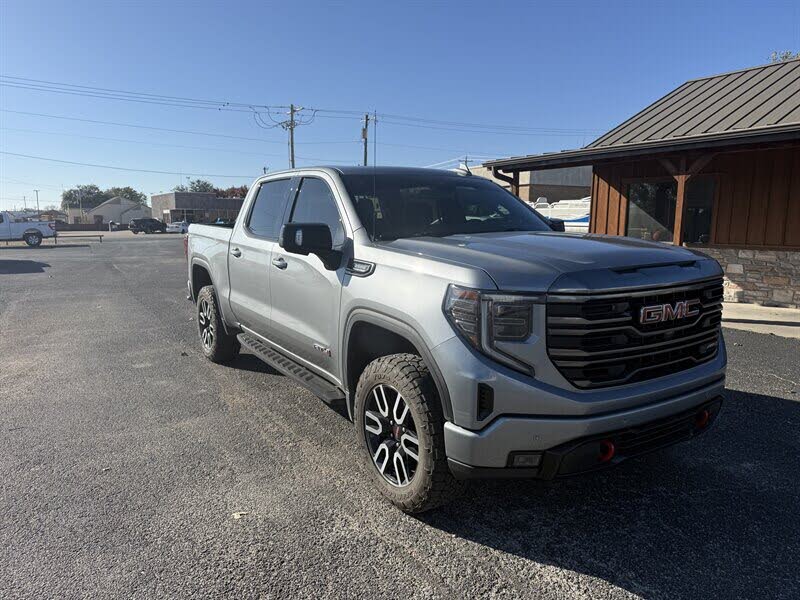 2023 GMC Sierra 1500 AT4 Crew Cab 4WD