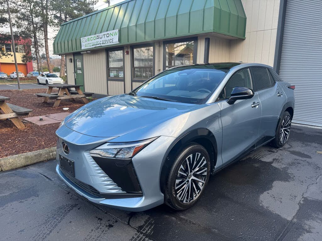 2023 Lexus RZ 450e Luxury AWD