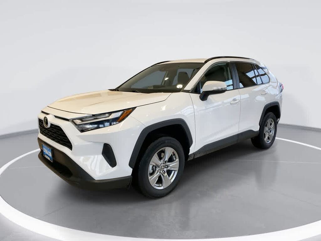 2025 Toyota RAV4 XLE AWD