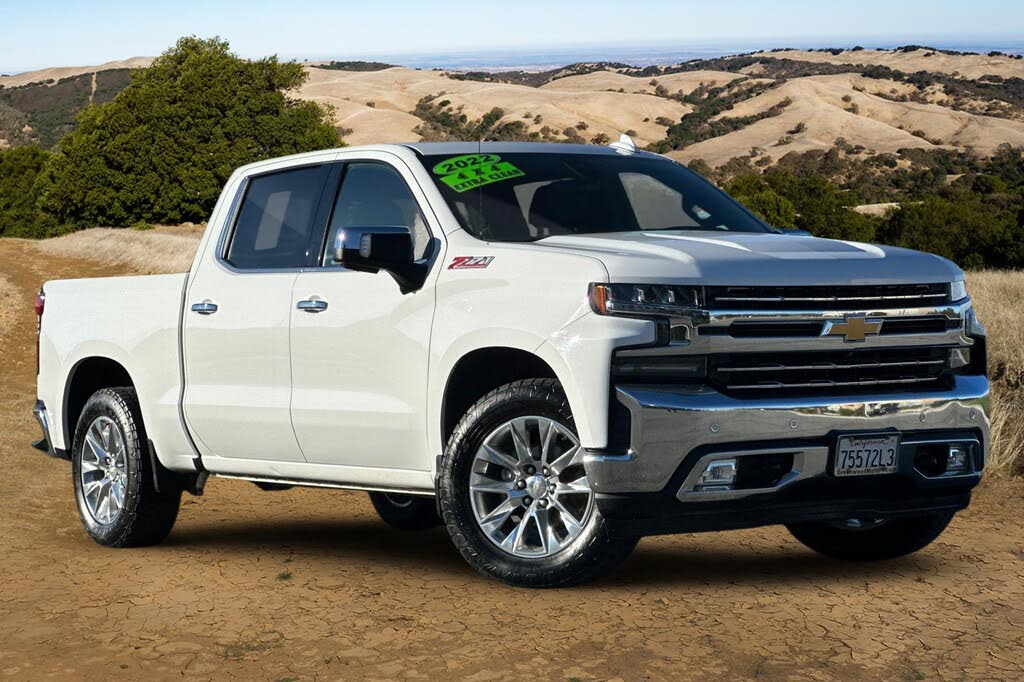 2022 Chevrolet Silverado 1500 LTZ Crew Cab 4WD
