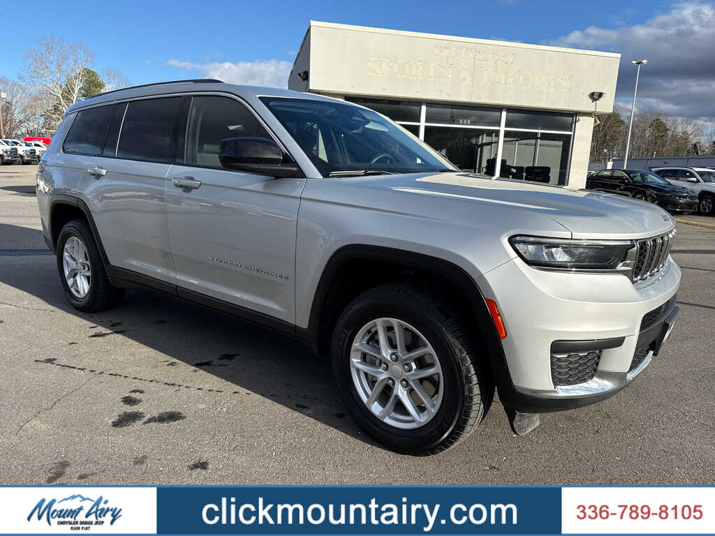 2023 Jeep Grand Cherokee L Laredo 4WD