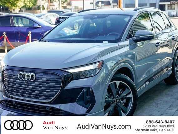 2024 Audi Q4 e-tron quattro Premium Plus 55