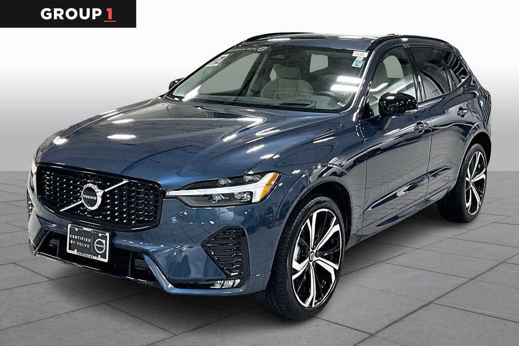 2024 Volvo XC60 B5 Ultimate Dark Theme AWD