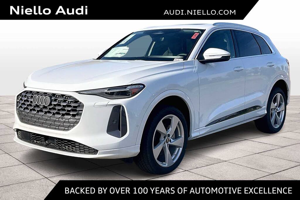 2025 Audi Q5 quattro Premium Plus 40 TFSI