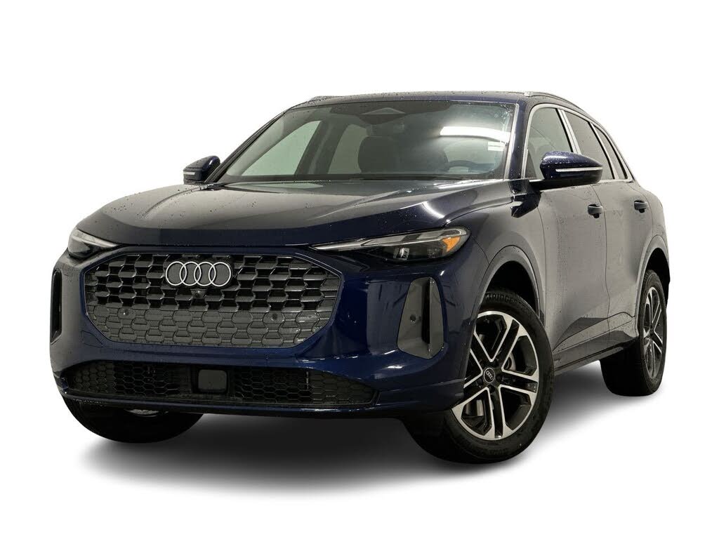 2025 Audi Q5 quattro Premium 40 TFSI