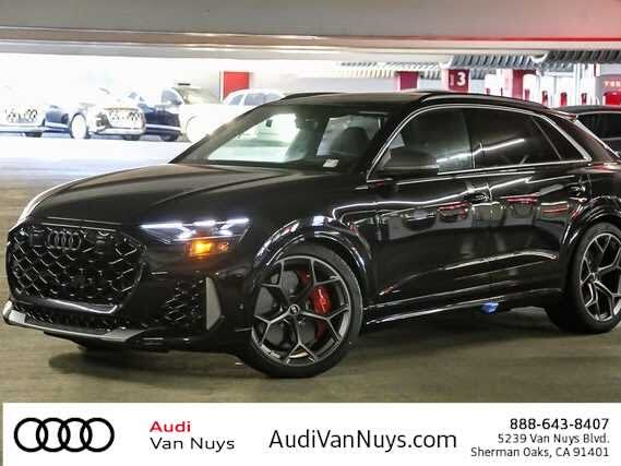 2025 Audi RS Q8 4.0T quattro Performance