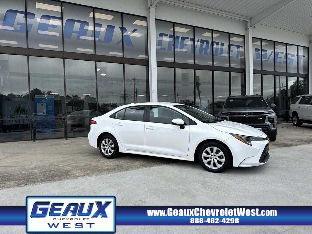 2025 Toyota Corolla LE FWD