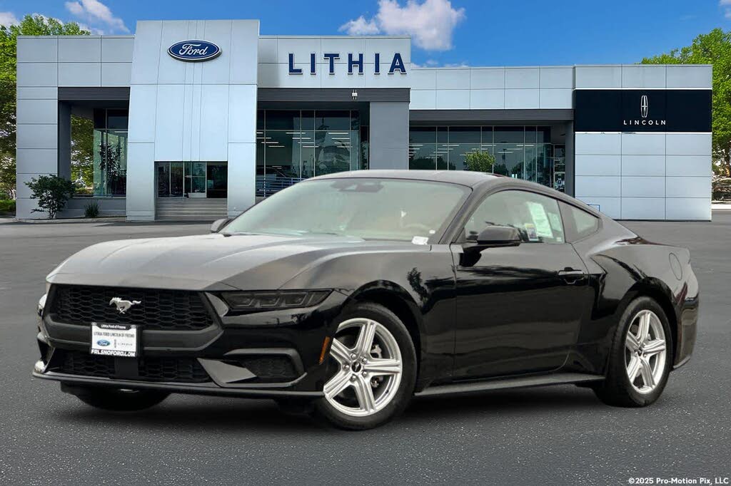 2026 Ford Mustang EcoBoost Fastback RWD