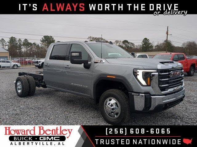 2026 GMC Sierra 3500HD Chassis SLE Crew Cab 4WD