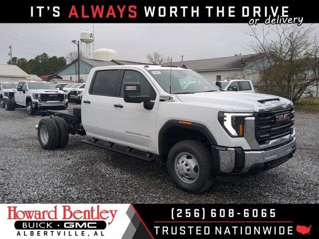 2026 GMC Sierra 3500HD Chassis Pro Crew Cab 4WD