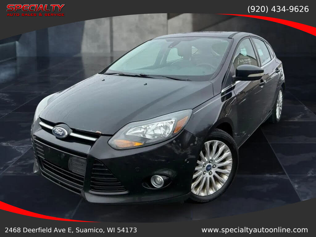 2012 Ford Focus Titanium Hatchback