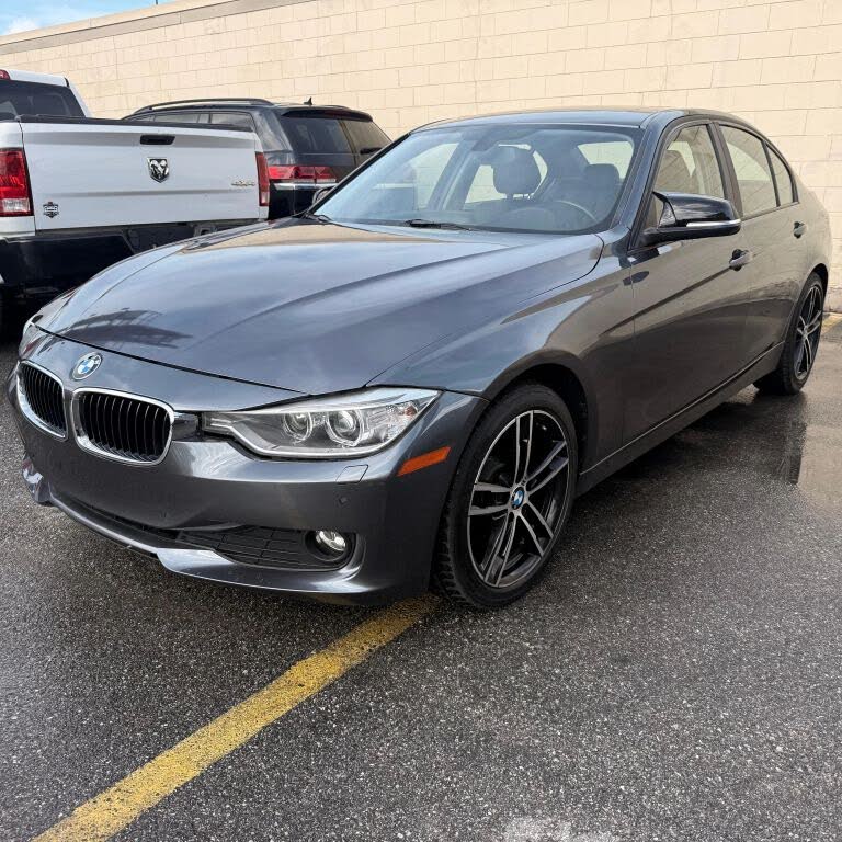 2015 BMW 3 Series 320i Sedan RWD