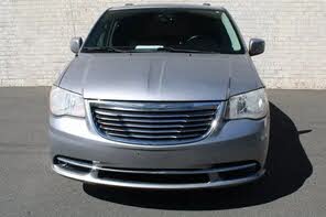 Chrysler Town & Country Touring FWD