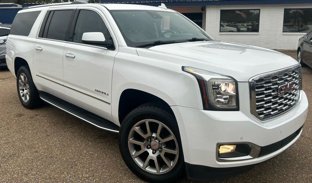 2020 GMC Yukon XL Denali RWD
